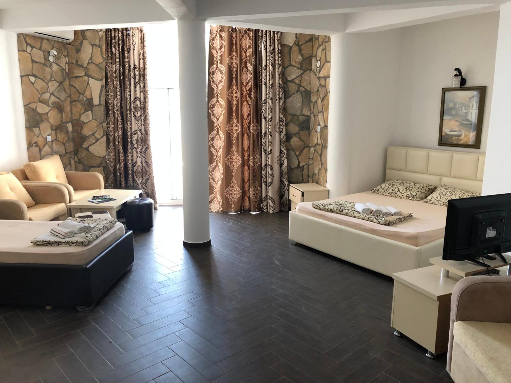 Novalic Hotel Dobra Voda Zewnętrze zdjęcie
