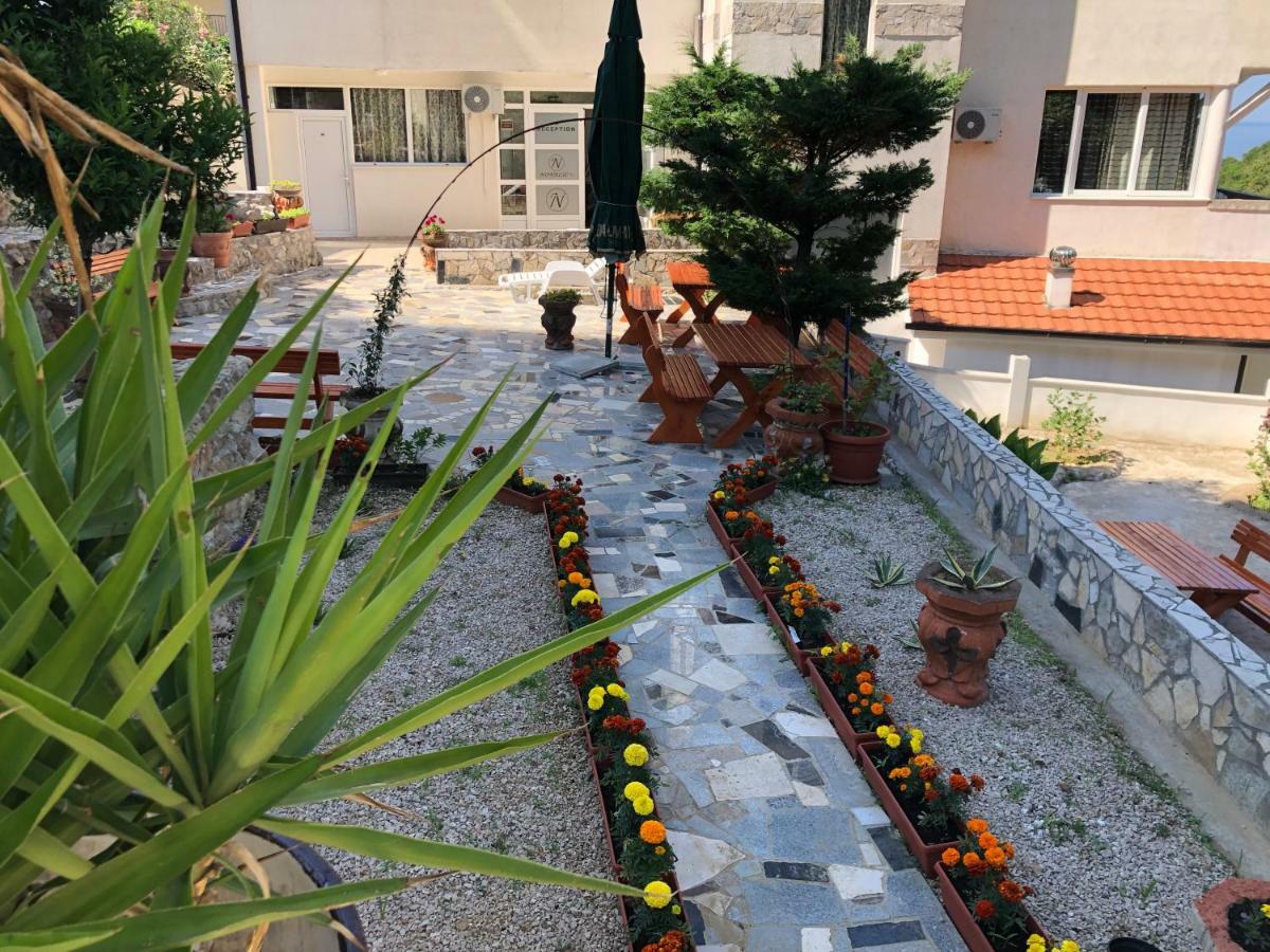 Novalic Hotel Dobra Voda Zewnętrze zdjęcie